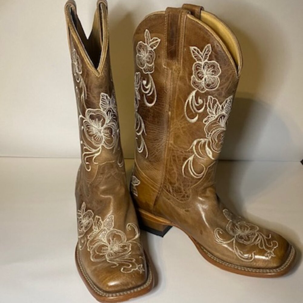 Shyanne Brown Boots - Size 6-M